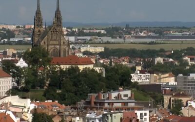 Descubren vestigios medievales y modernos en el solar del futuro complejo Dornych en Brno